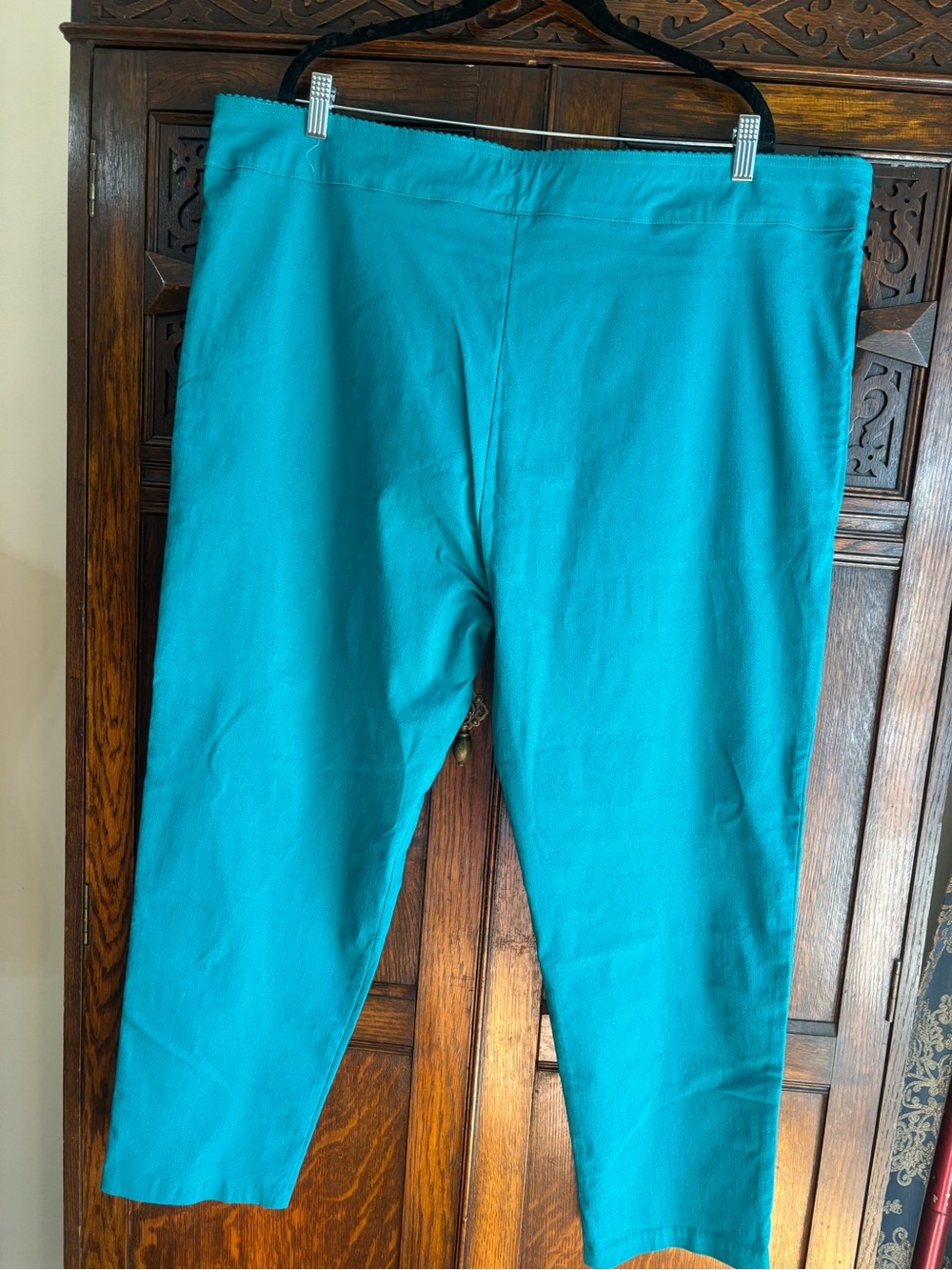 Women’s Teal Capri Pants - Comfortable Stretch Fit
